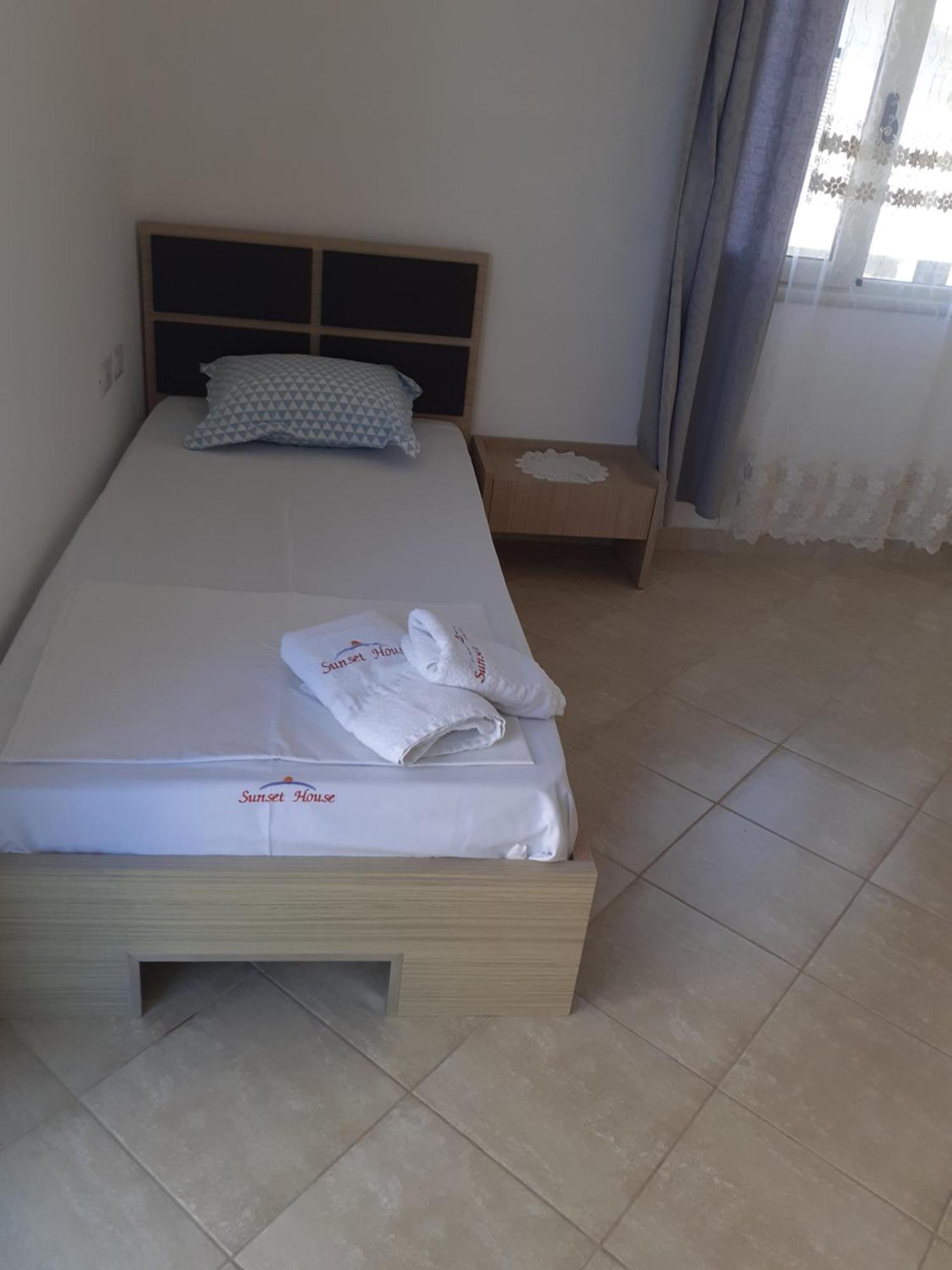 Apartmán Sunset House Aurora&Ersi Orikumi Pokoj fotografie
